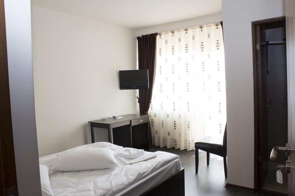 Pensiunea Vidcom Floreşti Extérieur photo
